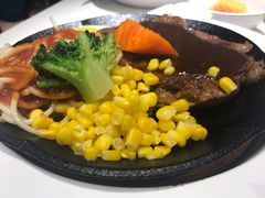 -汤姆家的牛排意面披萨(新城市广场店)