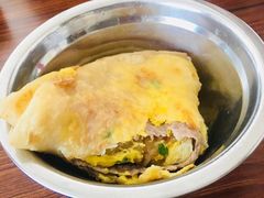 对面的蛋饼-马路桥姜汤面(江城大楼店)