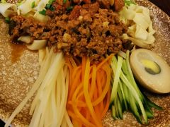 卤肉拌面-Let's Taipei 非常烘焙(太古里店)