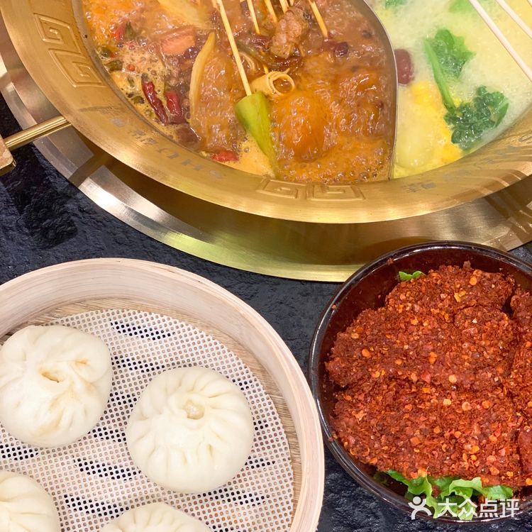 钱🐰似锦-新品来喽!排队也要吃的蜀主成都串串酒馆