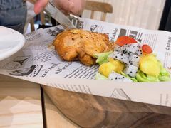 -F+轻食健身赋能空间(中华北路国贸商场店)