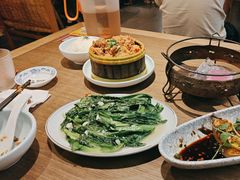 -肖四女乐山跷脚牛肉(滨江天街店)