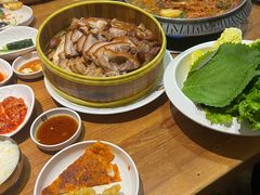 -喇喇排骨火锅·传统韩式脊骨汤(望京西园总店)