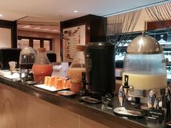 自助取餐区-怡咖啡海鲜自助餐厅(浦东香格里拉店)