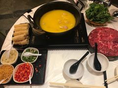 -鲜入围煮花胶鸡海鲜火锅