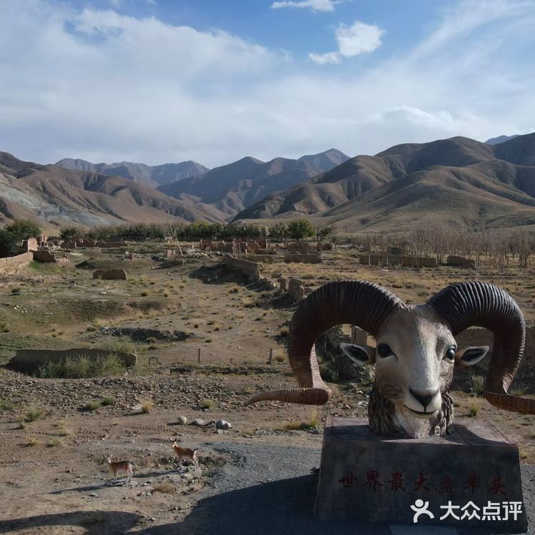 九层妖塔取景地，被人遗忘的阿克塞石油小镇