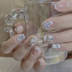 -LILY NAILS美甲美睫