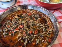 -洪霞餐馆·川菜·鲜货现炒(两江春城店)