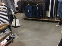 -MUJI无印良品(武汉世界城广场店)