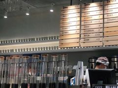 -喜茶(上海打浦桥日月光gelato lab+店)