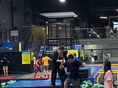 -Bounce Factory 反弹工厂蹦床公园(佛山店)