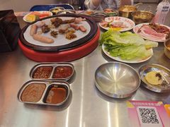 -哈哈碳都·牛肋条无限自助烤肉(宝龙店)