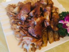 -红色根据地文化主题酒店(太湖街店)