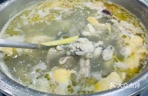 Herb Chicken, Frog and Pig's Trotter Stew