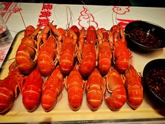 -肥肥虾庄·金牌油焖大虾(汉街SKP店)