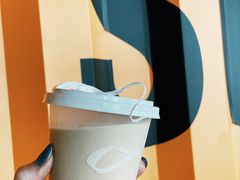 -Line 咖啡(石厦花园店)