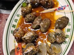 -四囍码头海鲜烧烤自助火锅(外滩南京东路悦荟广场店)