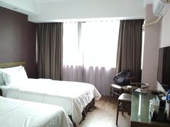 -迎商酒店(深圳罗湖火车站向西村地铁站店)