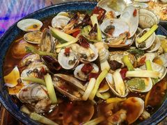 -蚝堡海鲜·威海菜·海肠捞饭·烧烤·亚洲吃蚝公司(幸福门店)