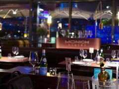 -MONICH牛排融合餐厅(和义大道购物中心店)