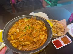 -多嘴超级肉蟹煲(中街恒隆故宫店)