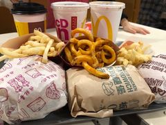 -麦当劳(华融店)