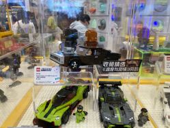 -乐高品牌旗舰店(人民广场店)
