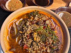 -阿山卓·野生菌火锅·纳西火塘烤肉