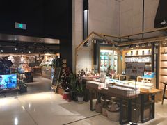 -猫的天空之城概念书店(苏州诚品店)