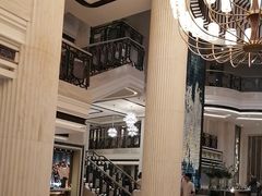 -浅深(世茂滨江精品店)