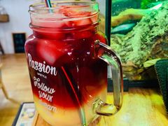 -Rabbit Cafe私房西餐甜点咖啡(栖霞路店)