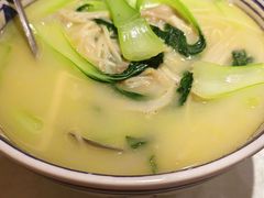 -眷江南之小蓝鲸(王府大街店)