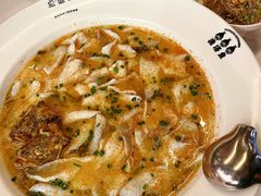 -渔语鱼新川菜Bistro(万象天地店)