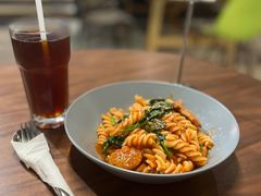 菠菜香肠螺丝面-VESH COFFEE(定西路店)