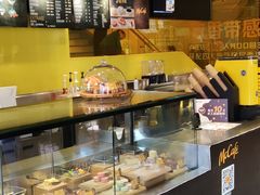 面包甜点陈列柜-麦当劳(新王府井店)