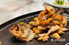 Garlic Fried Small Fish