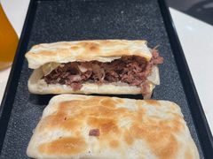 加焖子驴肉火烧-高玛纳驴肉火烧(一世界店)