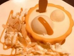 弹汤团形蛋糕-星巴克(北京南站2B检票口)