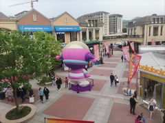 -王府井奥莱临潼小镇(临潼店)