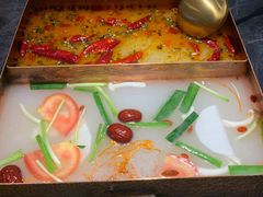 骨汤虫草花锅底-许府牛火锅(信义坊总店)