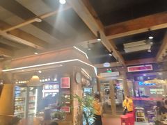 -巴卤社老火锅(财富店)