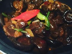 牛腩煲-胡桃里音乐酒馆(白云五号T5 MALL店)