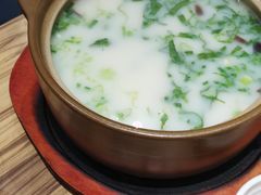-九转小磨·非遗东北菜(群力店)