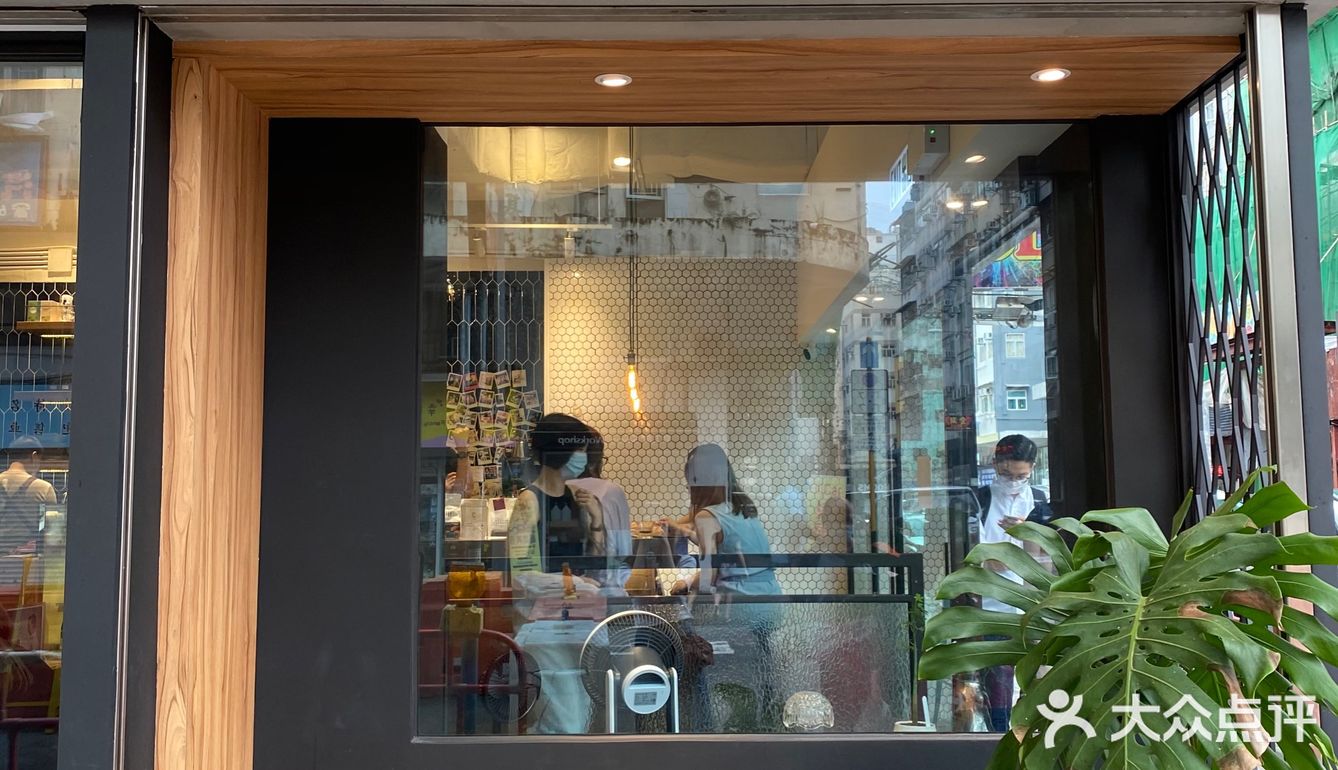 最近實在太忙，已經有成個月無去Cafe﻿