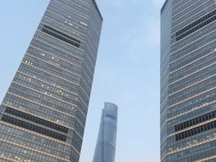 -陆家嘴空中步行连廊