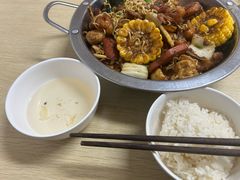 -老五麻辣香锅(盘锦花园店)