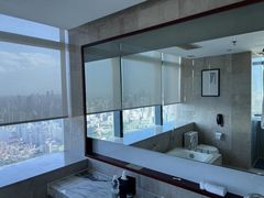 -上海龙之梦万丽酒店