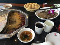 -重庆德庄火锅(体育中心店)