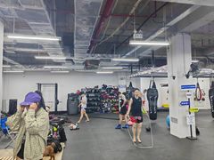 -FIGHTMAN格斗俱乐部(长宁临空店)