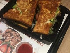 -The Habit Burger Grill 哈比特汉堡(爱琴海店)